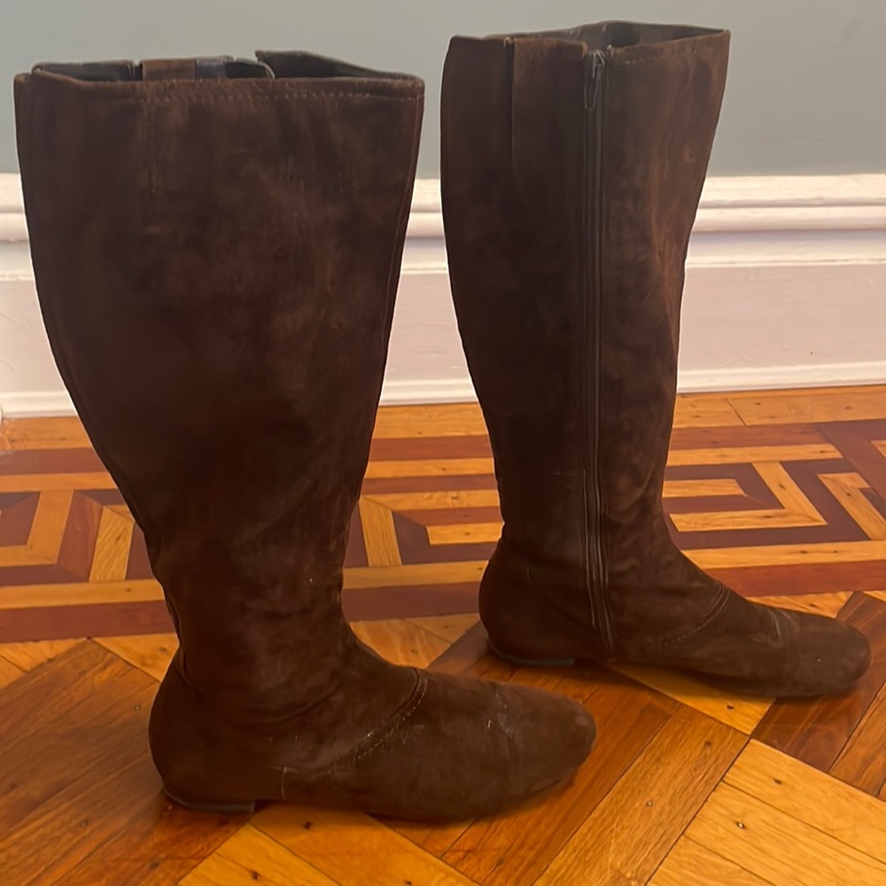 Nine West suede boots